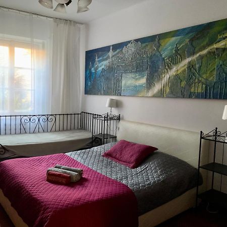 Beautiful And Charming Apartment In The Heart Of The Old Town Varsavia Esterno foto