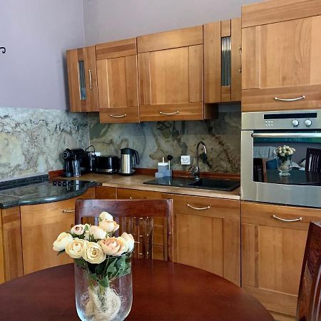 Beautiful And Charming Apartment In The Heart Of The Old Town Varsavia Esterno foto