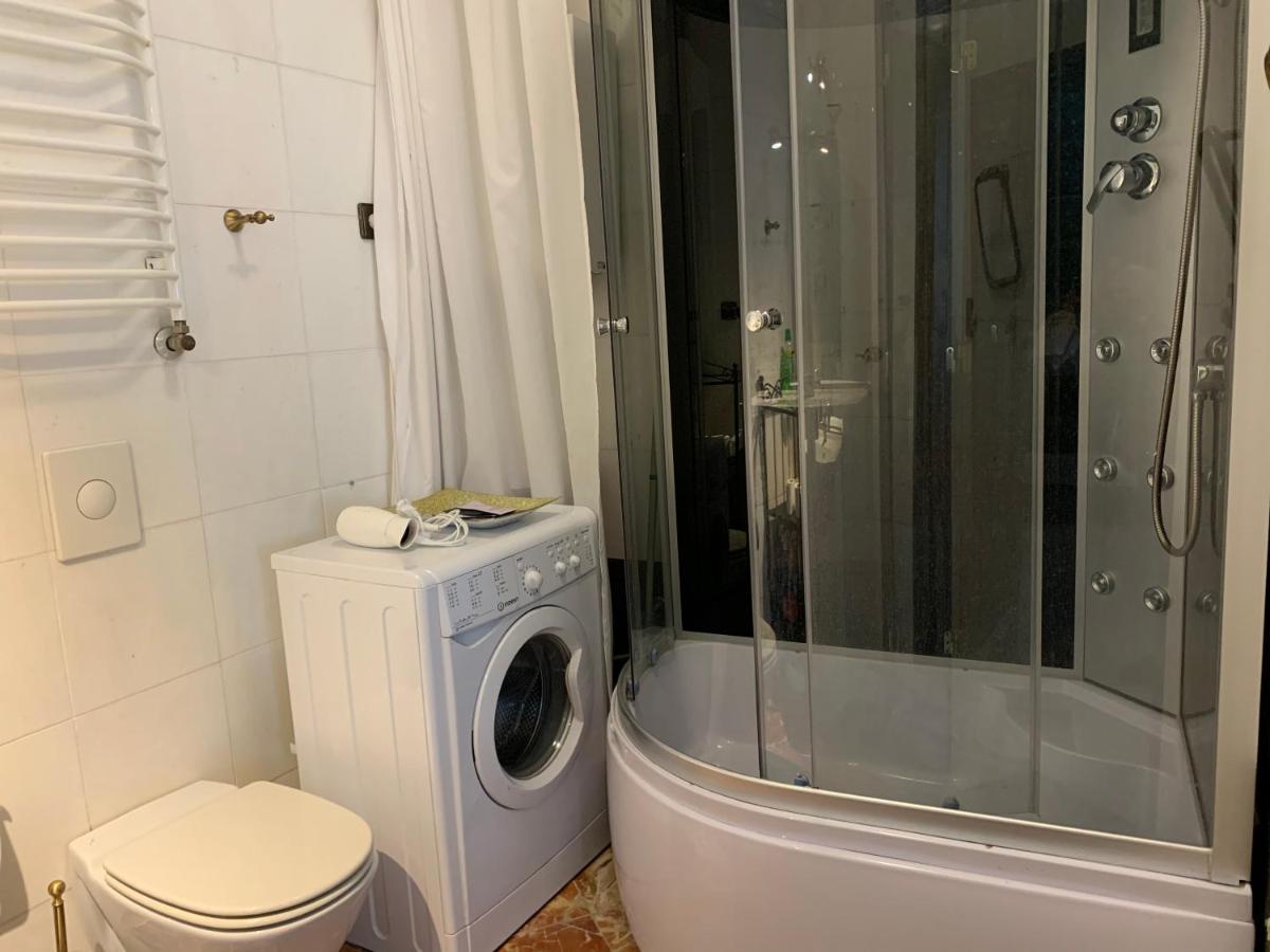 Beautiful And Charming Apartment In The Heart Of The Old Town Varsavia Esterno foto