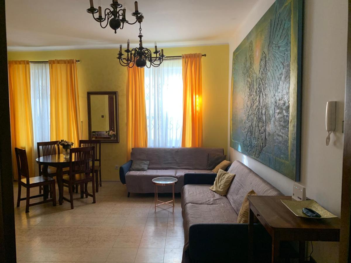 Beautiful And Charming Apartment In The Heart Of The Old Town Varsavia Esterno foto