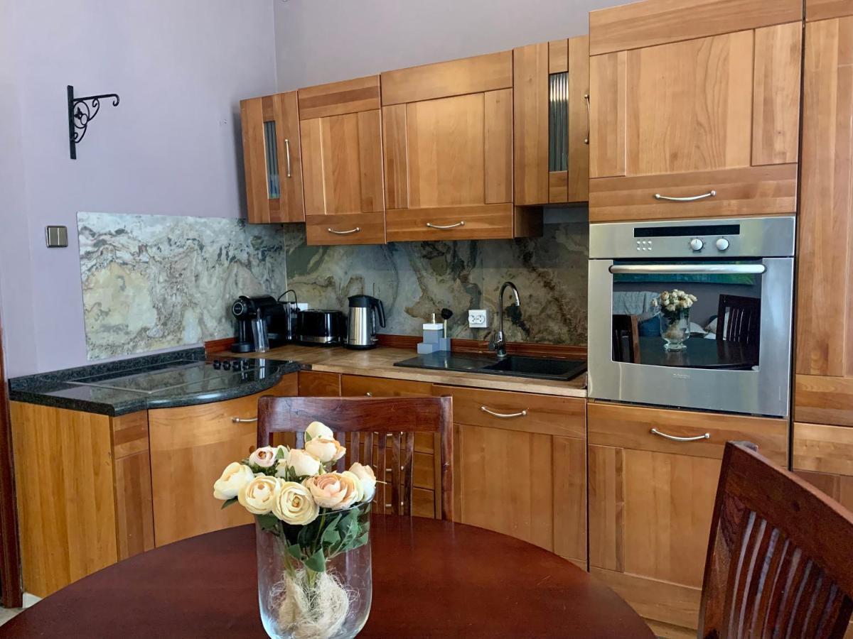 Beautiful And Charming Apartment In The Heart Of The Old Town Varsavia Esterno foto