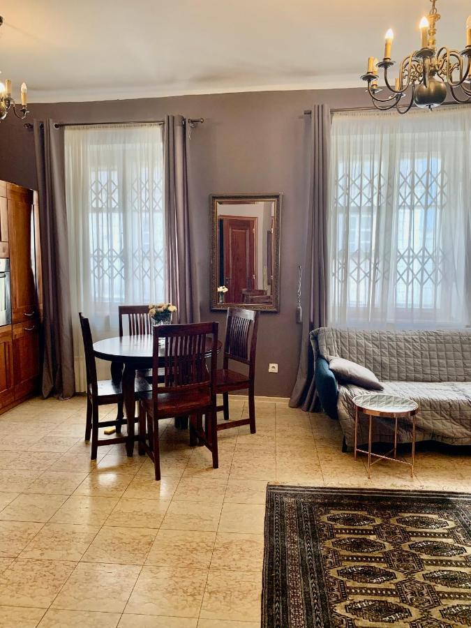 Beautiful And Charming Apartment In The Heart Of The Old Town Varsavia Esterno foto