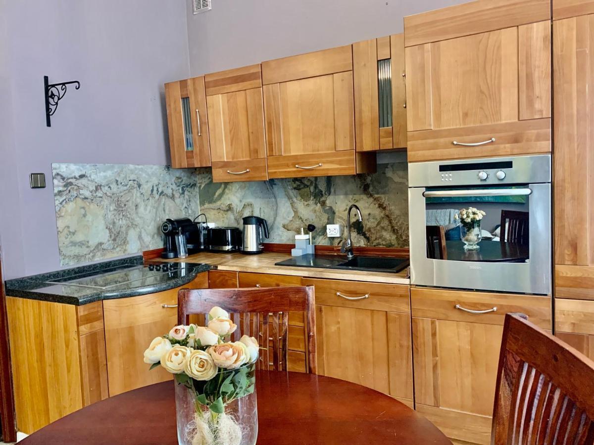 Beautiful And Charming Apartment In The Heart Of The Old Town Varsavia Esterno foto