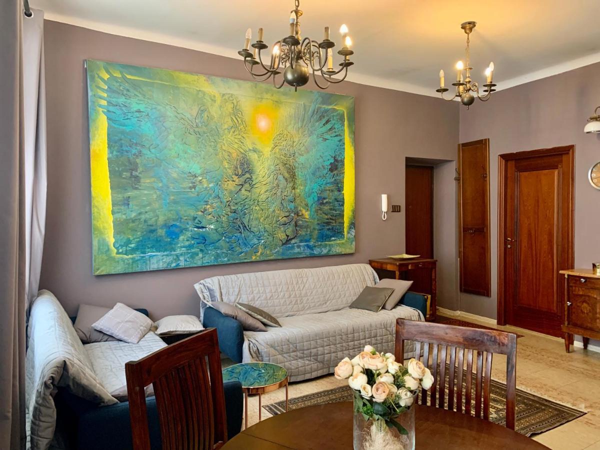 Beautiful And Charming Apartment In The Heart Of The Old Town Varsavia Esterno foto