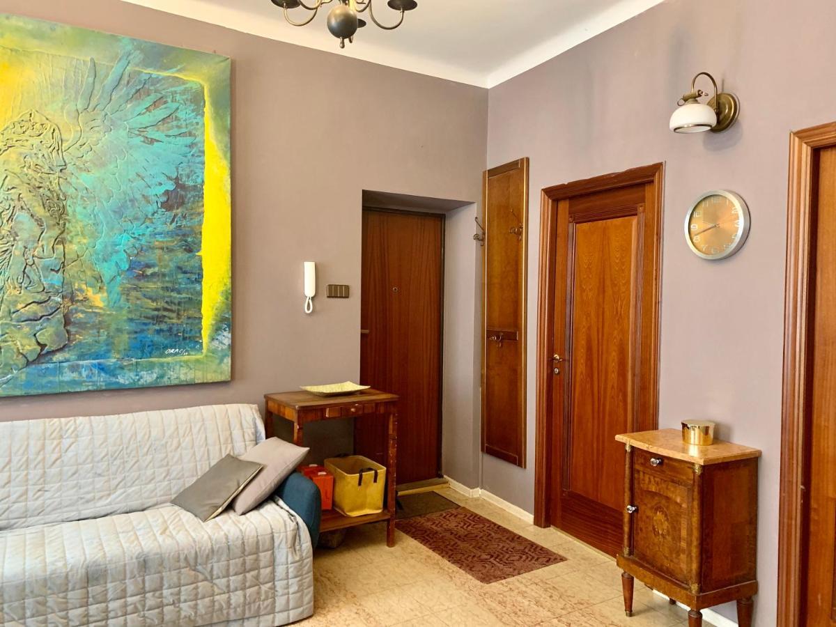 Beautiful And Charming Apartment In The Heart Of The Old Town Varsavia Esterno foto